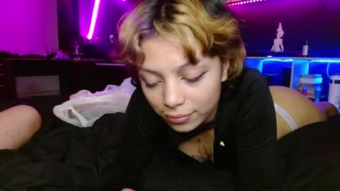 Snapshot of goodpornxxx chatting on April 6, 4:46 am goodpornxxx online show from April 6, 4:46 am