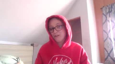 gooeypixie online show from February 10, 8:02 pm