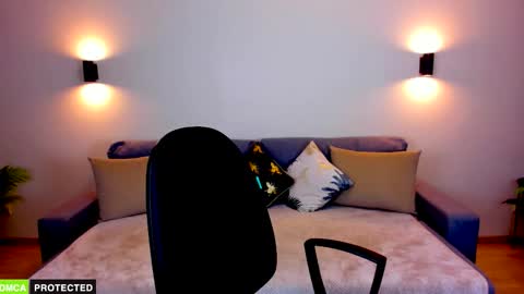 Petra online show from December 17, 7:09 pm