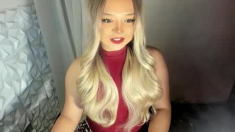 Snapshot of gorgeousamandarose chatting on May 30, 2:58 pm Amanda rose online show from May 30, 2:58 pm