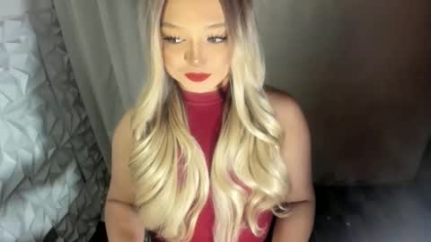Snapshot of gorgeousamandarose chatting on June 1, 2:19 pm Amanda rose online show from June 1, 2:19 pm