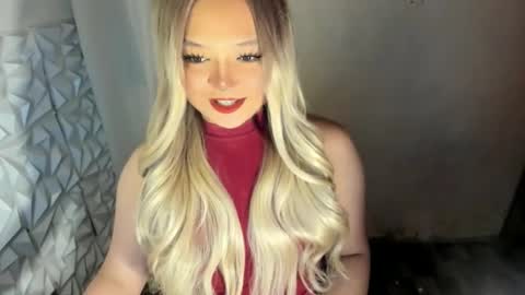 Snapshot of gorgeousamandarose chatting on June 6, 2:38 am Amanda rose online show from June 6, 2:38 am
