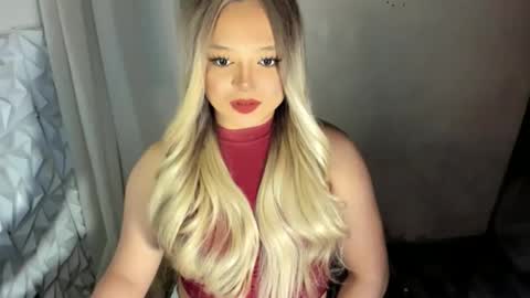 Snapshot of gorgeousamandarose chatting on June 11, 2:53 am Amanda rose online show from June 11, 2:53 am