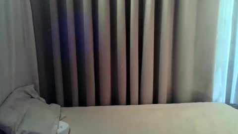 gorgeouspinay_gwen online show from March 22, 12:47 am