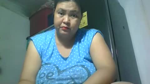 Snapshot of gorgeousselenaxx chatting on October 17, 7:55 am gorgeousselenaxx online show from October 17, 7:55 am