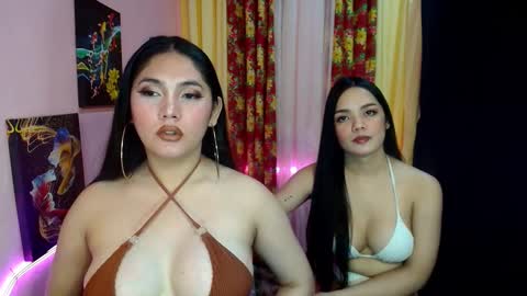 Snapshot of gorgeoustrisha_4u chatting on December 12, 4:53 pm trisha3 online show from December 12, 4:53 pm