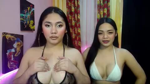 Snapshot of gorgeoustrisha_4u chatting on December 20, 3:42 pm trisha3 online show from December 20, 3:42 pm