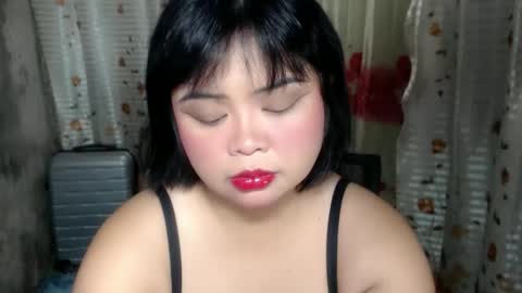 MAE online show from May 28, 5:43 pm