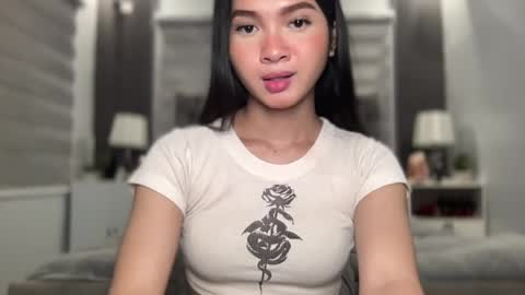 Snapshot of gorgex_diana chatting on July 29, 2:59 pm D I A N A online show from July 29, 2:59 pm