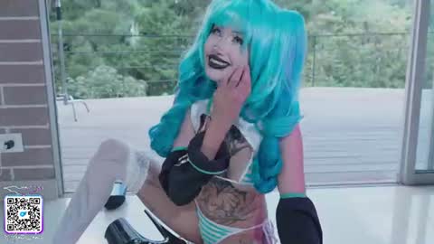 Snapshot of goth_dolll chatting on June 27, 7:30 pm sophie Special celebration a the beach 300k followers 3011 and 0112 online show from June 27, 7:30 pm