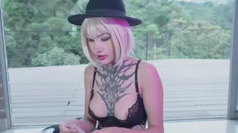 Snapshot of goth_dolll chatting on July 3, 9:32 pm sophie Special celebration a the beach 300k followers 3011 and 0112 online show from July 3, 9:32 pm