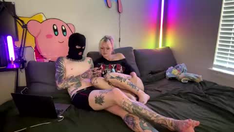 Snapshot of goth_kitty_fun chatting on June 20, 11:40 pm Kitty boyfriend online show from June 20, 11:40 pm
