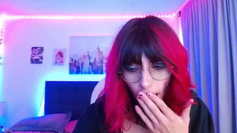 goth_minerva online show from November 23, 1:11 pm