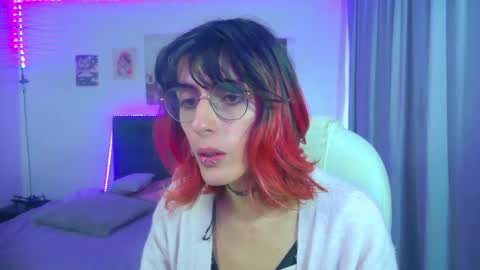goth_minerva online show from April 29, 1:37 pm