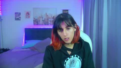 Snapshot of goth_minerva chatting on May 7, 2:00 pm goth_minerva online show from May 7, 2:00 pm