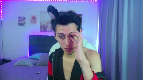 Snapshot of goth_minerva chatting on May 11, 1:39 pm goth_minerva online show from May 11, 1:39 pm