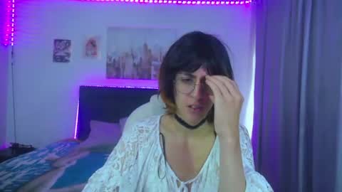 Snapshot of goth_minerva chatting on June 14, 1:24 pm goth_minerva online show from June 14, 1:24 pm