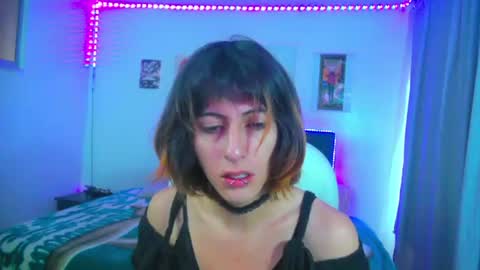 goth_minerva online show from June 21, 1:46 pm