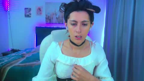 goth_minerva online show from June 26, 1:37 pm