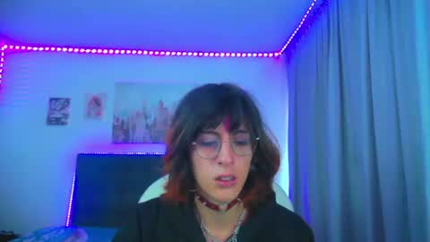 goth_minerva online show from June 28, 1:28 pm
