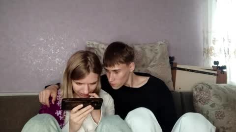 Lilly and Jake online show from May 29, 6:55 am