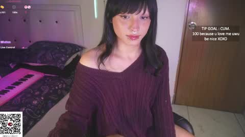 Cami online show from May 9, 9:47 am