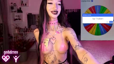    online show from March 8, 2:04 am