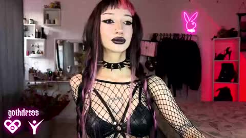    online show from March 15, 4:18 am