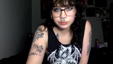 Goddessr0se online show from May 26, 3:35 am