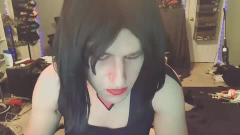 Snapshot of gothic123451 chatting on January 4, 8:59 pm Victoriana online show from January 4, 8:59 pm