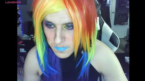 Snapshot of gothic123451 chatting on January 12, 4:40 pm Victoriana online show from January 12, 4:40 pm