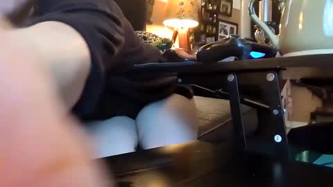 Snapshot of gothicfeetfantasies chatting on January 27, 11:00 pm Mistress Mommy Godess online show from January 27, 11:00 pm