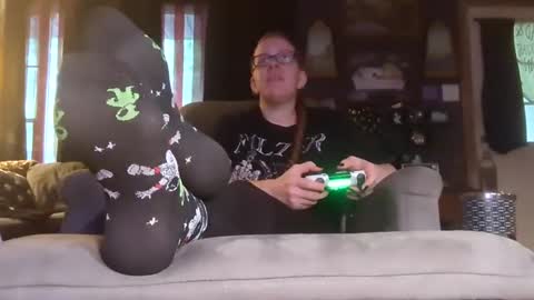 Snapshot of gothicfeetfantasies chatting on September 12, 11:04 pm Mistress Mommy Godess online show from September 12, 11:04 pm