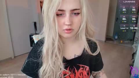 traumfrau Kira angel face devil eyes I SELL A LOT VIDEO IN GALLERY online show from March 6, 10:45 am
