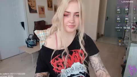 traumfrau Kira angel face devil eyes I SELL A LOT VIDEO IN GALLERY online show from March 7, 8:55 am
