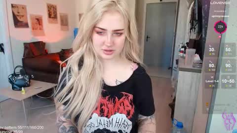 traumfrau Kira angel face devil eyes I SELL A LOT VIDEO IN GALLERY online show from March 8, 6:50 am