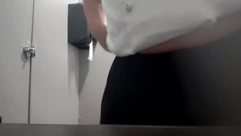 Snapshot of gotsum4u001 chatting on February 13, 4:39 pm gotsum4u001 online show from February 13, 4:39 pm