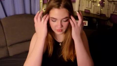 Snapshot of grace054 chatting on November 21, 11:58 pm Grace online show from November 21, 11:58 pm