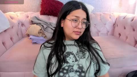 Snapshot of grace77_ chatting on May 17, 1:29 pm Grace online show from May 17, 1:29 pm