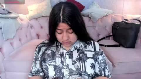 Snapshot of grace77_ chatting on May 19, 12:44 pm Grace online show from May 19, 12:44 pm