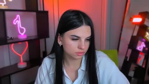 grace_more online show from March 16, 4:33 pm