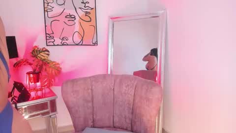 GRACE KIROZ online show from November 5, 3:17 am