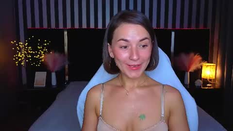 Snapshot of gracefulmichelle chatting on June 17, 7:26 pm gracefulmichelle online show from June 17, 7:26 pm