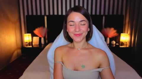 Snapshot of gracefulmichelle chatting on July 22, 8:44 pm gracefulmichelle online show from July 22, 8:44 pm