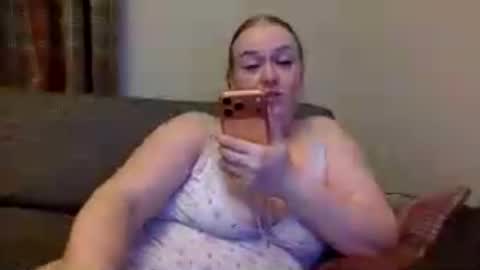 Grace Loves online show from July 31, 10:09 pm
