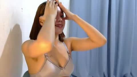 Snapshot of gracia_belle chatting on July 11, 7:55 am belle online show from July 11, 7:55 am