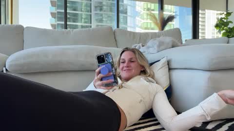 Gracie Mae online show from March 1, 8:53 pm