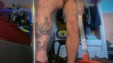 grambag1995 online show from April 10, 10:03 pm