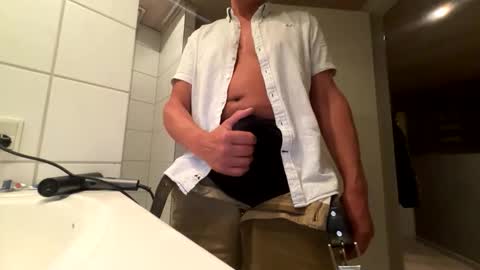 Snapshot of grandedane chatting on June 5, 8:47 pm Alwaysready online show from June 5, 8:47 pm