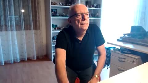 grandpach online show from February 21, 11:22 am